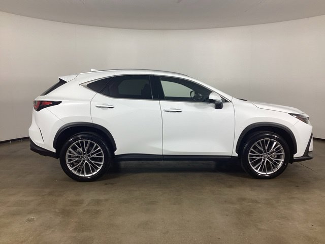 Used 2026 Lexus NX 350h AWD w/ Accessory Package (2T) image 4