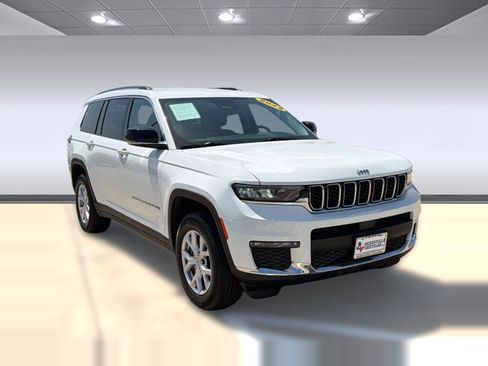 Certified 2022 Jeep Grand Cherokee L Limited AWD/4WD image 7