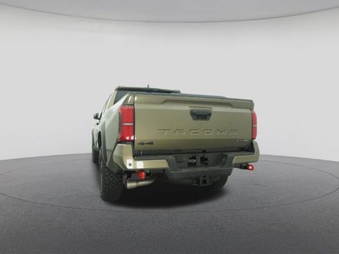 New 2026 Toyota Tacoma TRD Off-Road w/ TRD Off Road Premium Package AWD/4WD image 22