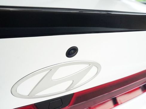 New 2026 Hyundai Elantra Sport FWD image 21