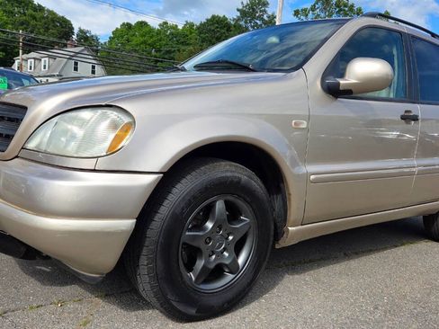 Used 2001 Mercedes-Benz ML 320 4MATIC image 5