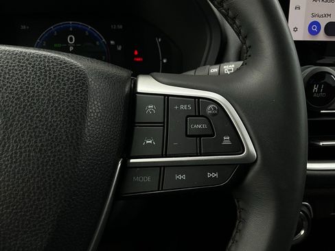 Used 2025 Toyota Grand Highlander FWD image 37