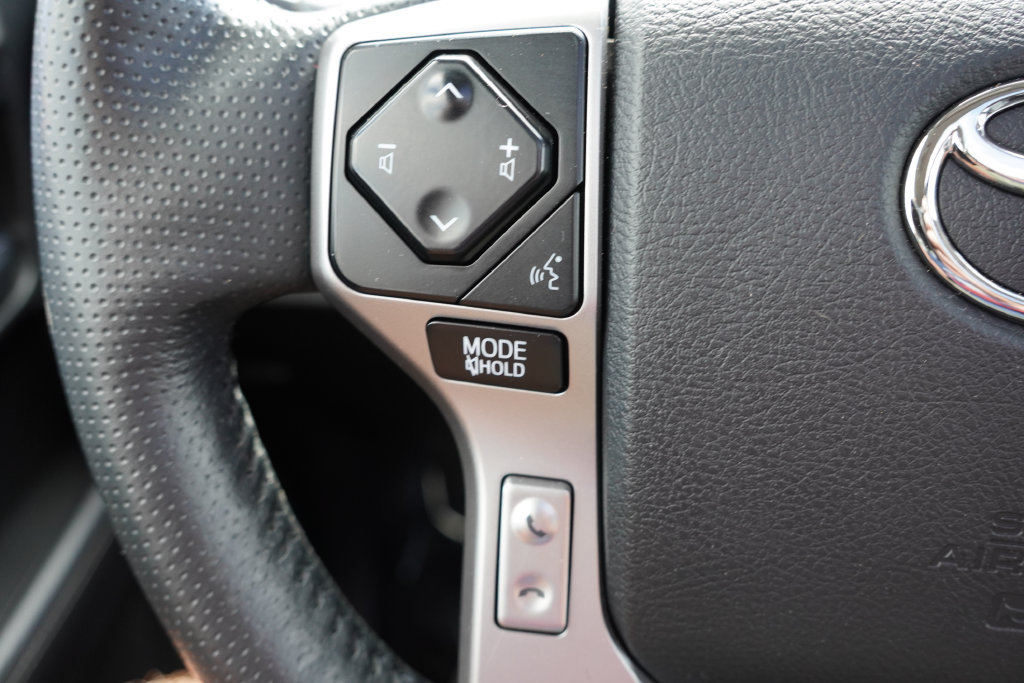 Used 2023 Toyota 4Runner SR5 Premium w/ Moonroof Package AWD/4WD image 32