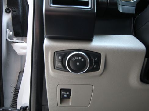 Used 2019 Ford F150 XL w/ XL Power Equipment Group RWD image 23