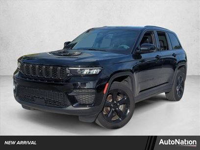 Used 2023 Jeep Grand Cherokee Altitude