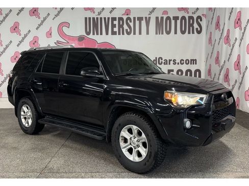 Used 2018 Toyota 4Runner SR5 image 4