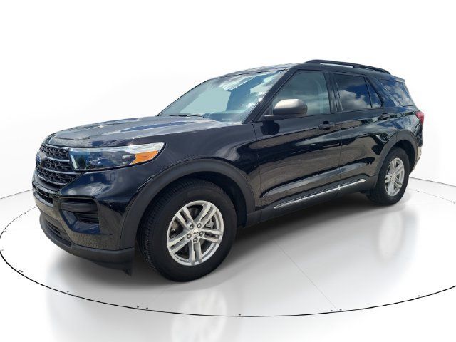 Certified 2023 Ford Explorer XLT RWD image 2