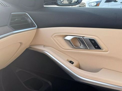 Used 2019 BMW 330i xDrive Sedan w/ Premium Package image 30