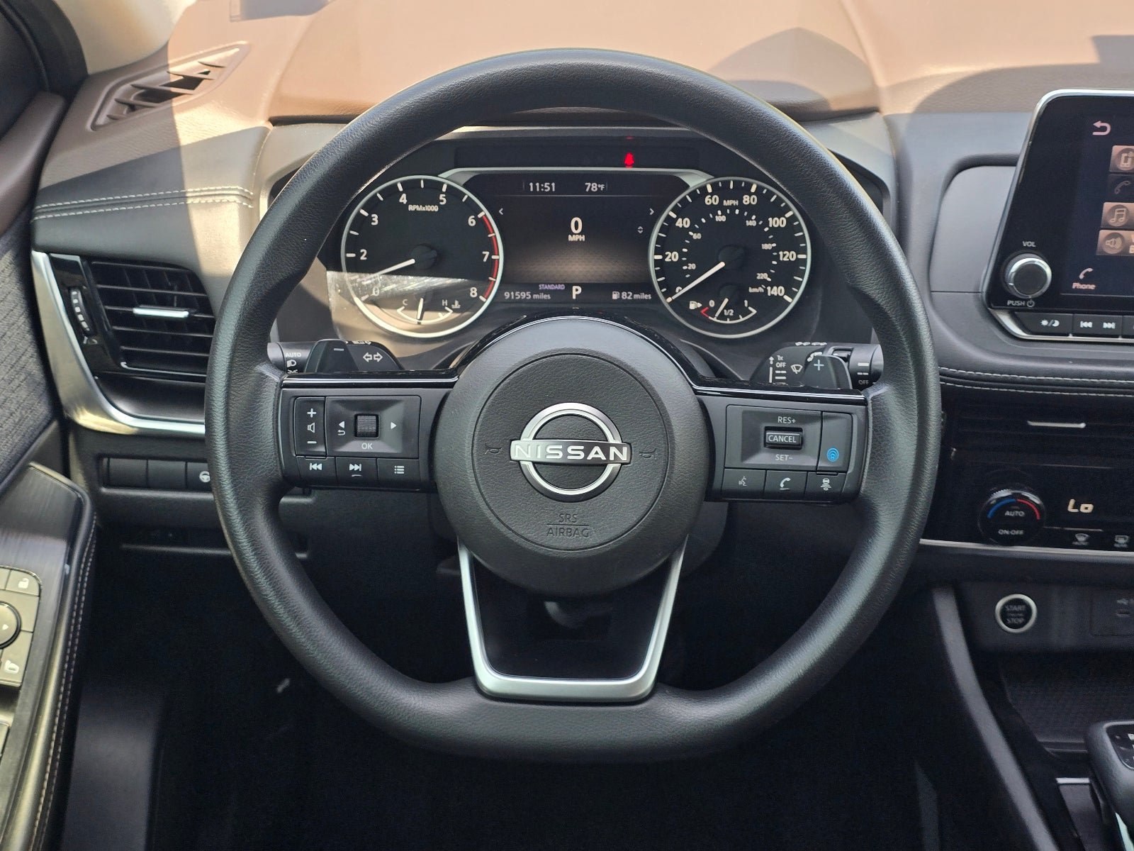 Used 2022 Nissan Rogue SV FWD image 14