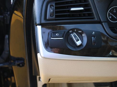 Used 2011 BMW 535i Sedan image 63