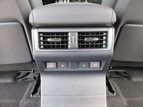 Used 2026 Lexus GX 550 AWD/4WD image 22