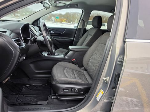 Used 2019 Chevrolet Equinox LT image 4