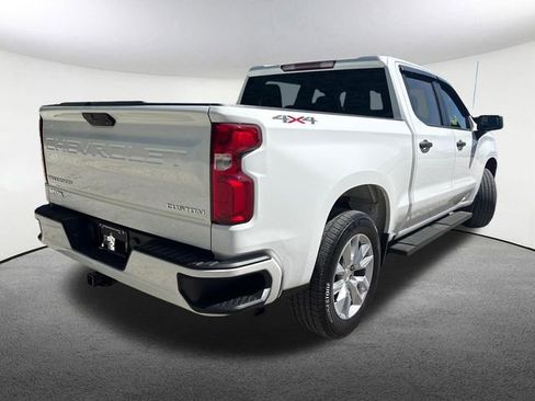 Used 2022 Chevrolet Silverado 1500 Custom AWD/4WD image 17