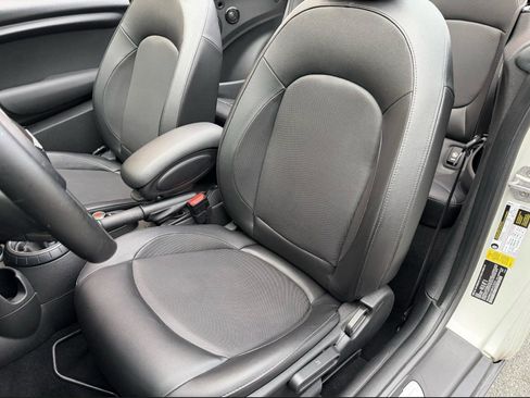 Used 2017 MINI Cooper Convertible image 8