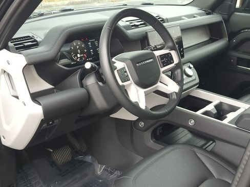 Certified 2025 Land Rover Defender 110 S AWD/4WD image 10
