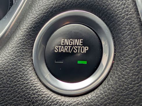 Used 2021 Chevrolet Traverse LS w/ LPO, Blackout Package FWD image 13