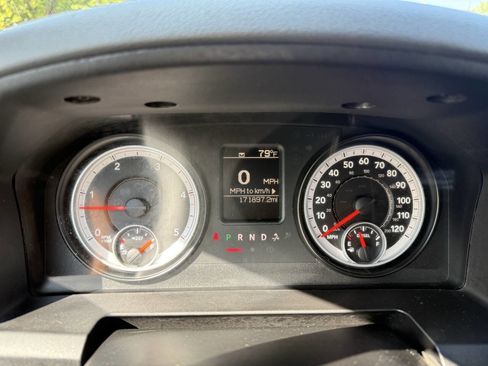 Used 2013 RAM 4500 Tradesman w/ Cold Weather Group RWD image 28