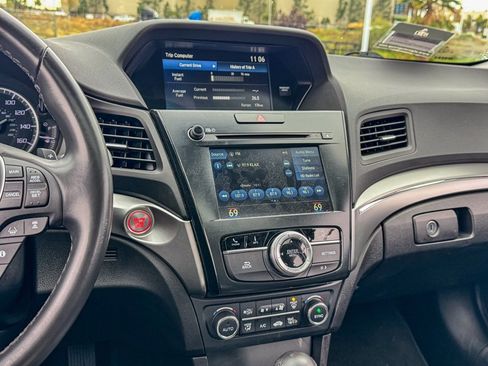 Used 2022 Acura ILX w/ Premium Package image 25