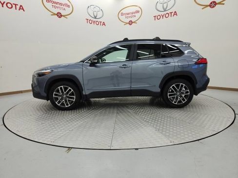 Used 2026 Toyota Corolla Cross XLE FWD image 5