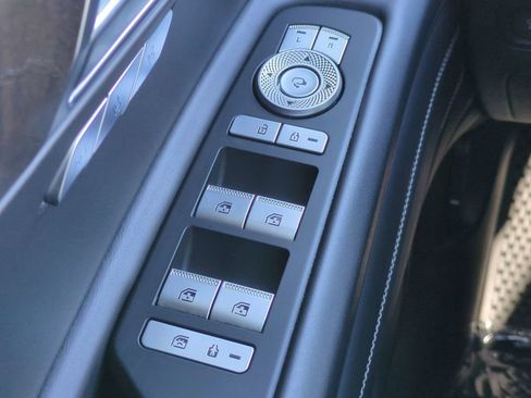 Used 2022 Genesis GV80 3.5T w/ Advanced Package 06 image 26