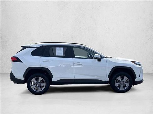 Certified 2025 Toyota RAV4 XLE FWD image 4