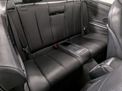 Used 2018 BMW 430i Convertible image 36