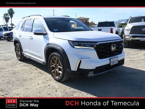 Used 2023 Honda Pilot Elite image 3