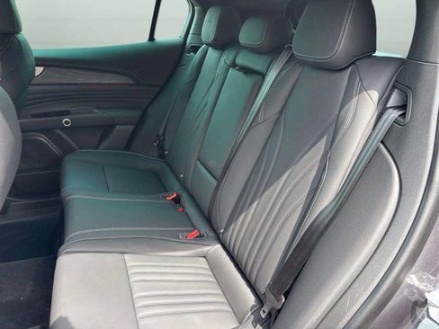 New 2025 Maserati Grecale GT image 32