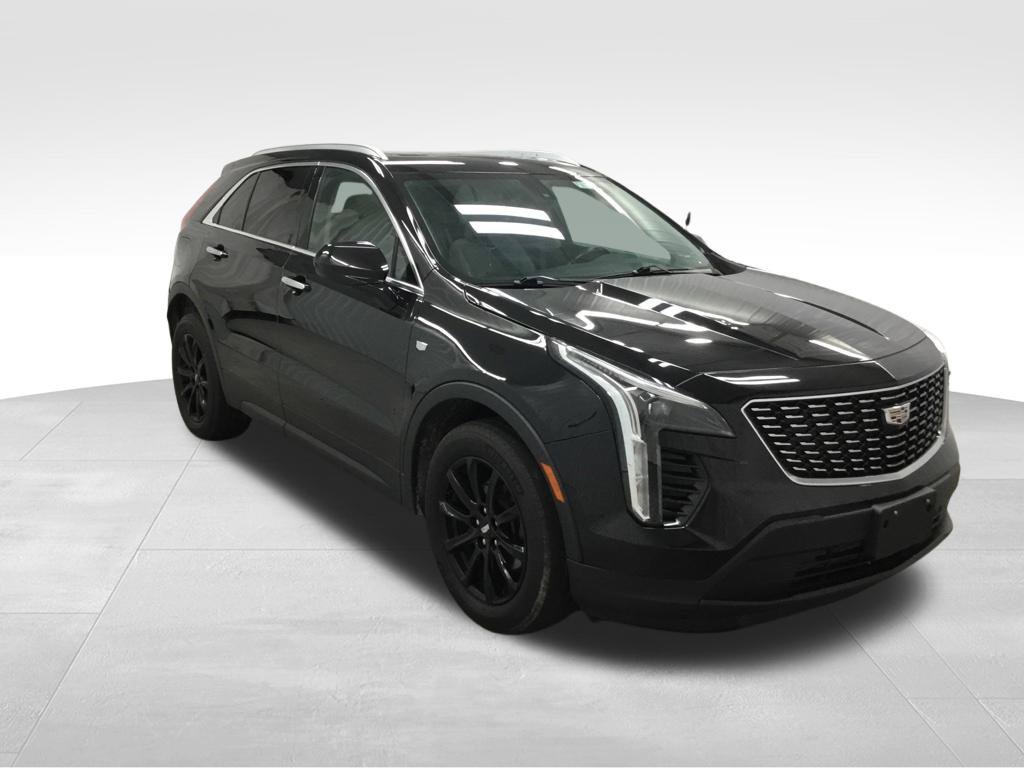 Used 2019 Cadillac XT4 Luxury w/ Cold Weather Package AWD/4WD image 4