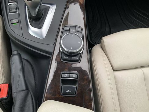 Used 2016 BMW 428i xDrive Convertible image 41