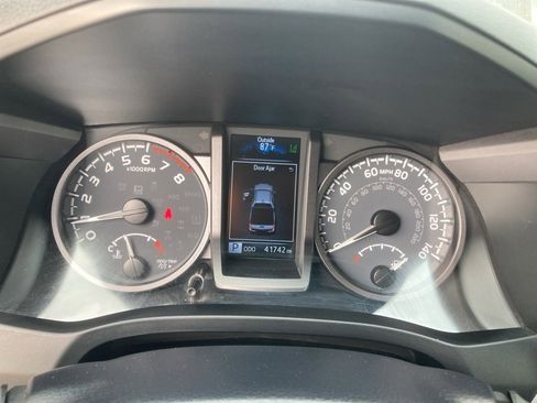 Used 2023 Toyota Tacoma TRD Off-Road w/ Technology Package image 35