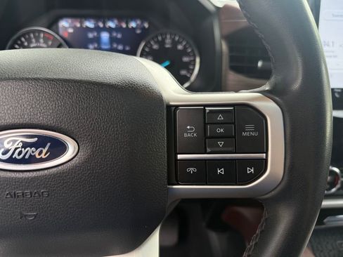 Used 2024 Ford Expedition Limited AWD/4WD image 34