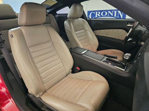 Used 2012 Ford Mustang Premium RWD image 17