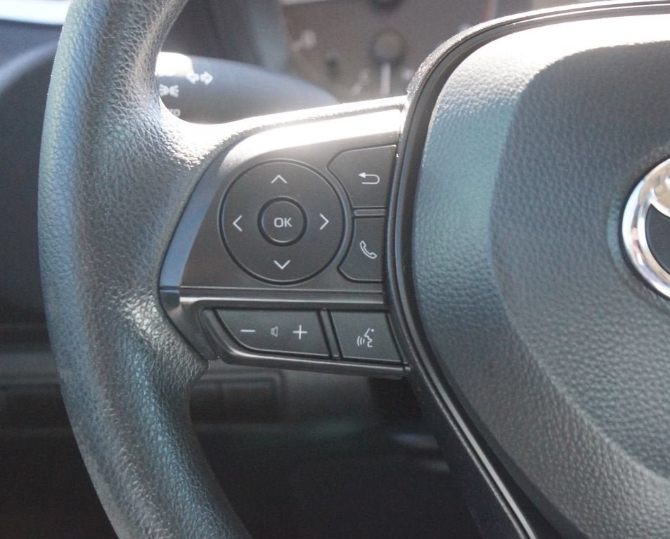Used 2024 Toyota Corolla LE FWD image 8