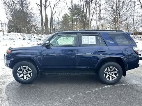 Used 2019 Toyota 4Runner TRD Off-Road Premium image 2