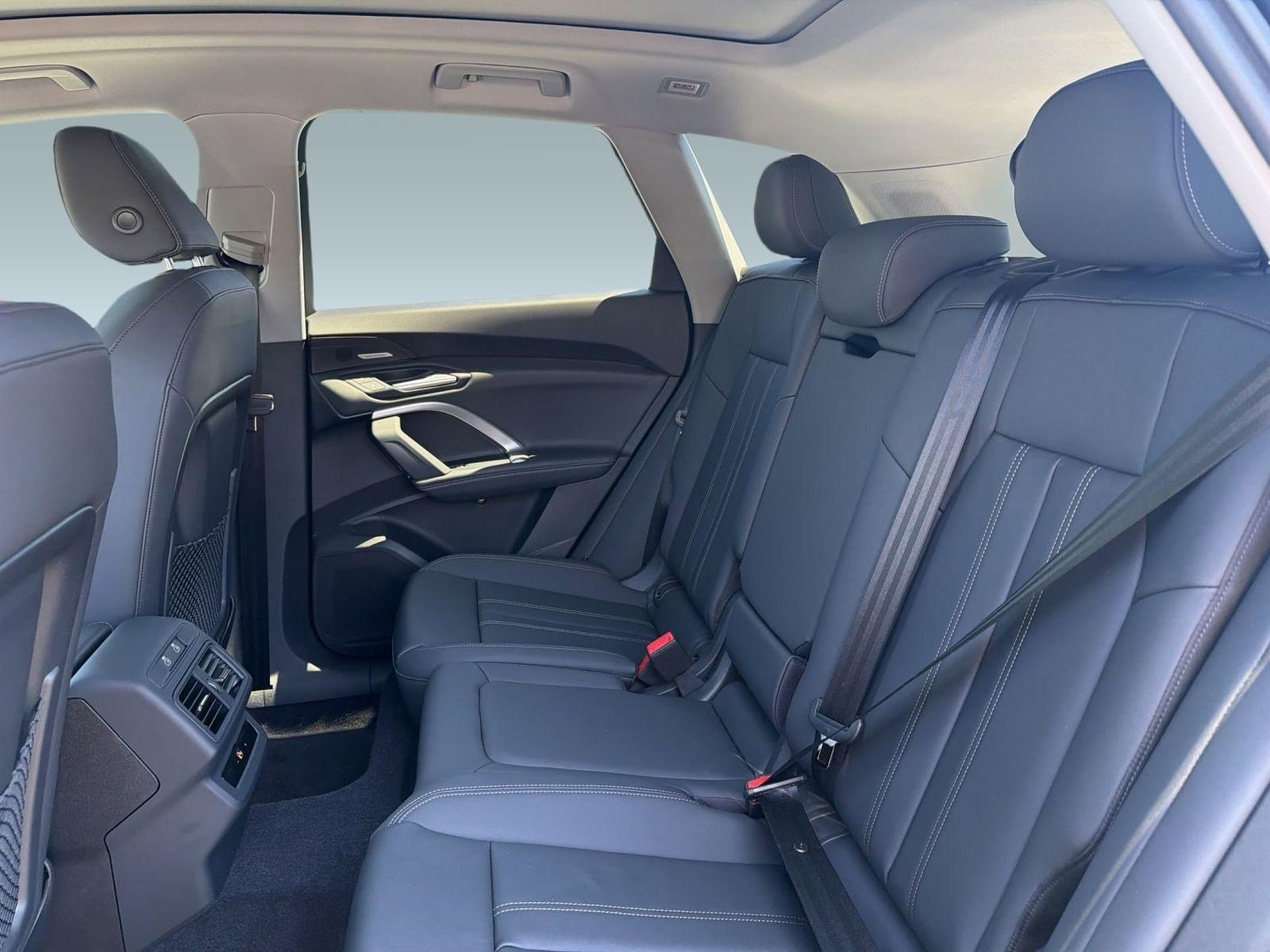 New 2026 Audi Q5 Premium Plus w/ Premium Plus AWD/4WD image 26