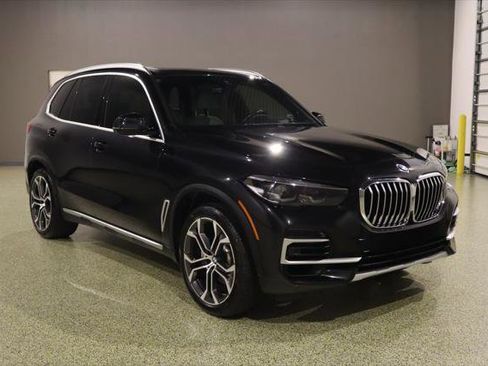 Used 2022 BMW X5 sDrive40i w/ Luxury Seating Package RWD image 1