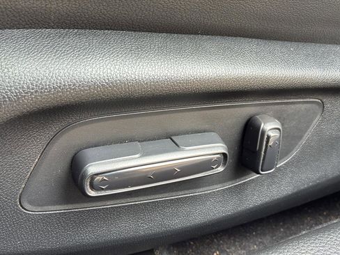 Used 2024 Honda Civic Touring image 22