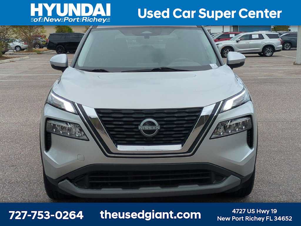Used 2022 Nissan Rogue SV FWD image 8