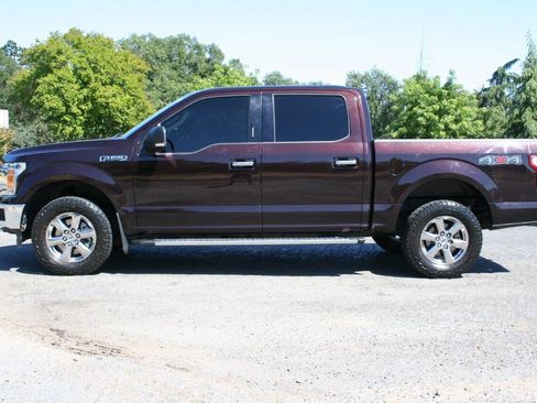 Used 2018 Ford F150 XLT w/ Equipment Group 302A Luxury AWD/4WD image 7