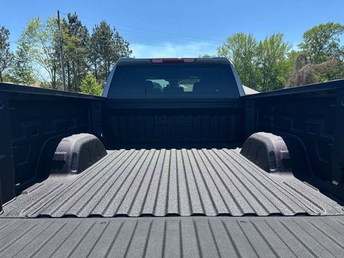 New 2026 GMC Sierra 1500 SLE AWD/4WD image 19