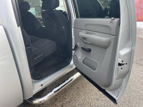 Used 2013 Chevrolet Silverado 3500 W/T w/ Snow Plow Prep Package image 25