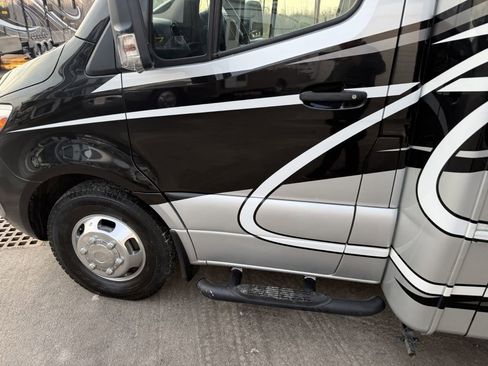 Used 2019 Mercedes-Benz Sprinter 170 image 28