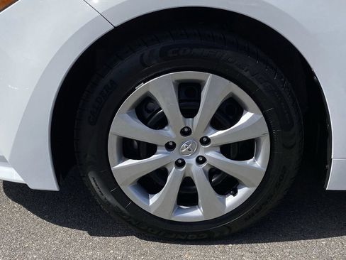 Certified 2025 Toyota Corolla LE image 14