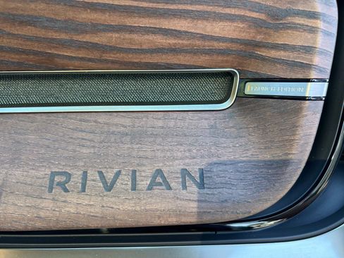 Used 2022 Rivian R1T Launch Edition image 62