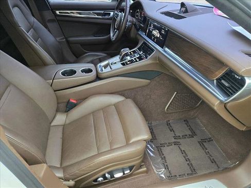 Used 2017 Porsche Panamera Turbo image 20