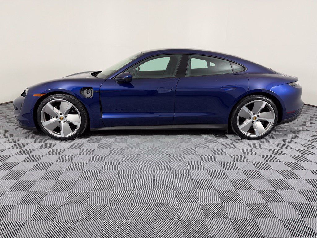 Used 2024 Porsche Taycan RWD image 2