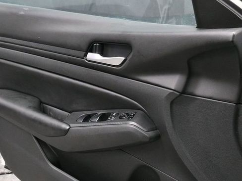 Used 2021 Nissan Altima 2.5 S image 23