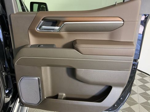 Used 2025 GMC Sierra 1500 Denali image 26