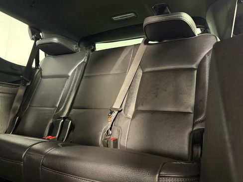 Used 2025 GMC Yukon Denali image 32